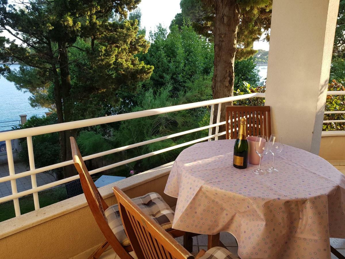 Mare Azzurro Apartments Пула Экстерьер фото